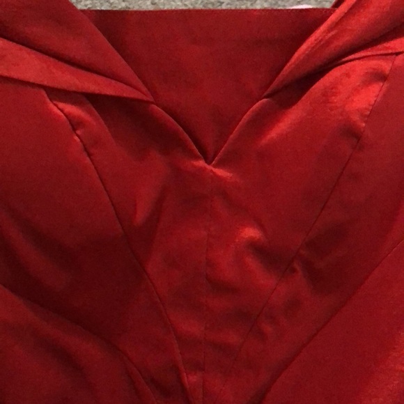 Red Mermaid Formal Evening Gown - Picture 7 of 9